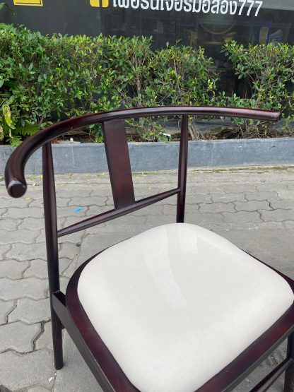 เก้าอี้โครงไม้ เบาะหนังเทียม สไตล์จีน