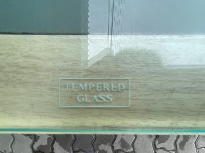 โต๊ะทานอาหารท็อปกระจก Tempered Glass โครง ขาไม้
