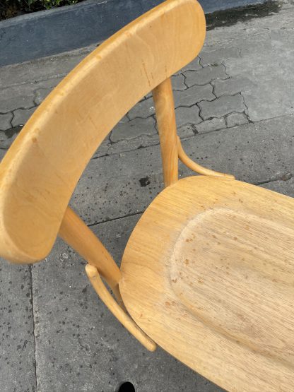 เก้าอี้ร้านอาหาร โครงไม้สน แข็งแรง ดีไซน์สวย