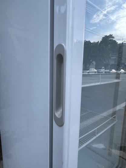 ตู้แช่ 1 ประตู สีขาว บานกระจก 8.8 คิว แบรนด์ SANDEN รุ่น SPA-0253D41A