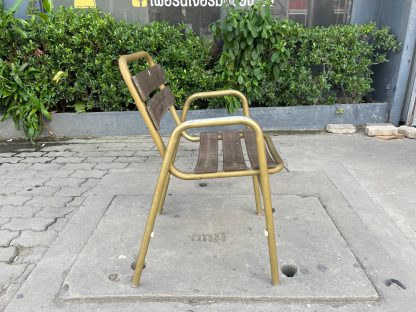 เก้าอี้อาร์มแชร์ แบรนด์ Index โครงเหล็กสีทอง