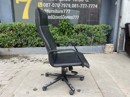 เก้าอี้สำนักงานหลังสูง แบรนด์ Modernform เบาะหนังเทียมสีดำ ขาเหล็ก มีล้อเลื่อน