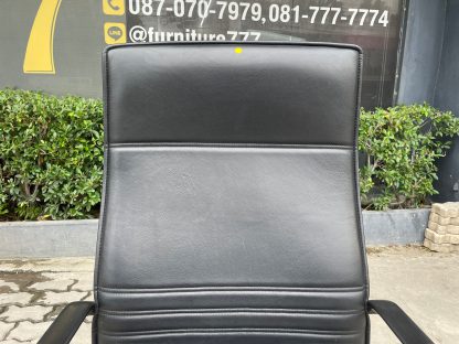 เก้าอี้สำนักงานหลังสูง แบรนด์ Modernform เบาะหนังเทียมสีดำ ขาเหล็ก มีล้อเลื่อน