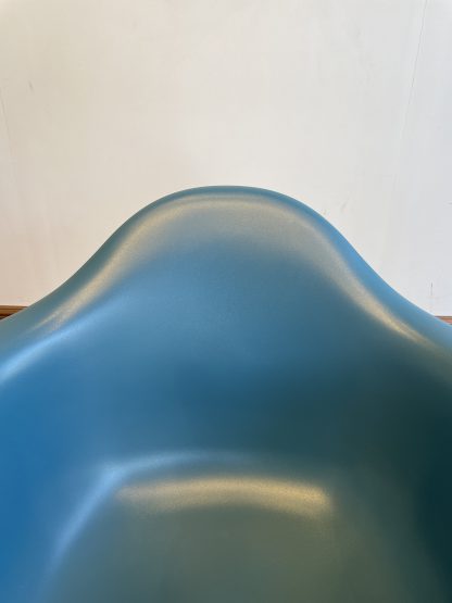 เก้าอี้อาร์มแชร์ เบาะพลาสติกสีฟ้าอมเขียว