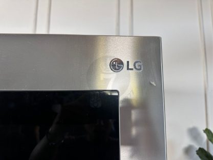 23.ตู้เย็น LG อัจฉริยะ Instaview Door-In-Door รุ่น GC-X257SQZW ขนาด 22.4 คิว