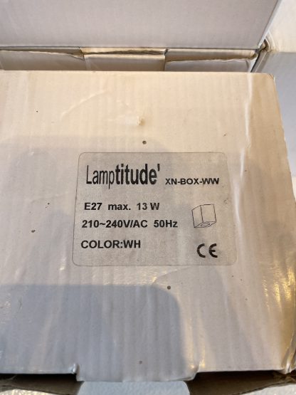 โคมไฟติดเพดาน แบรนด์ Lamptitude รุ่น XN-BOX