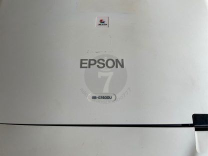 43.โปรเจคเตอร์ แบรนด์ EPSON รุ่น EB-G7400U พร้อมขาแขวนเพดาน เลนส์ภาพใช้งานไป 0 ชม.