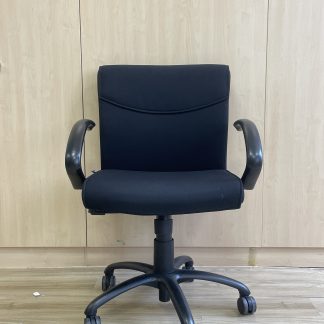 เก้าอี้สำนักงาน (แบบ 1) แบรนด์ Modernform เบาะผ้าสีดำ
