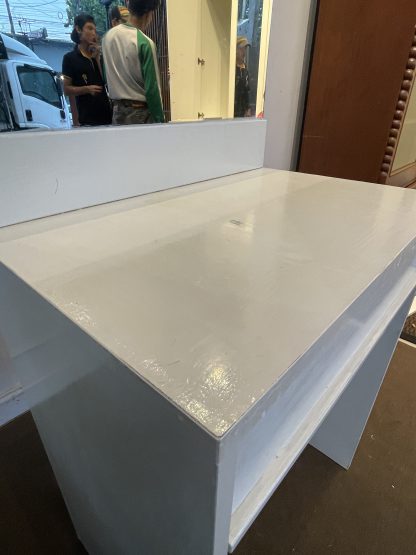 โต๊ะเครื่องแป้ง 1 ลิ้นชัก โครงไม้ MDF สีขาว