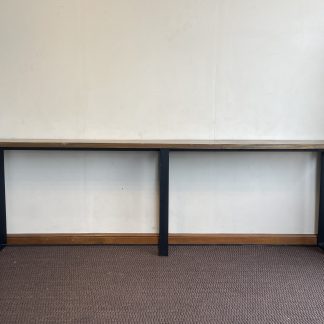 โต๊ะบาร์ยาว ท็อปไม้จริง ติดผนัง โครงขามีรูสำหรับยึดติดพื้น