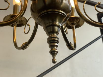 โคมไฟสไตล์ยุโรป งานทองเหลือง ตะขอแขวนเพดานเป็นเหล็ก