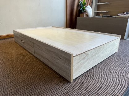 ฐานเตียง ขนาด 3.5 ฟุต โครงไม้สนประสาน