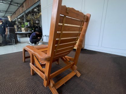 เก้าอี้อาร์มแชร์ไม้สัก เบาะไม้ระแนง พนักพิงหลังปรับได้ 2 ระดับ