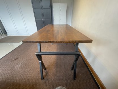 โต๊ะอเนกประสงค์ โครงขาเหล็ก ท็อปไม้ MDF สีน้ำตาลลายไม้