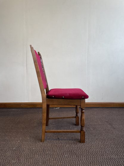 เก้าอี้ไม้โอ๊ค (แบบที่ 9) เบาะและพนักพิงหลังหุ้ม ผ้ากำมะหยี่สีแดง