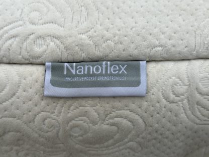 ที่นอนฟองน้ำ ขนาด 3.5 ฟุต สีขาว แบรนด์ Nanoflex