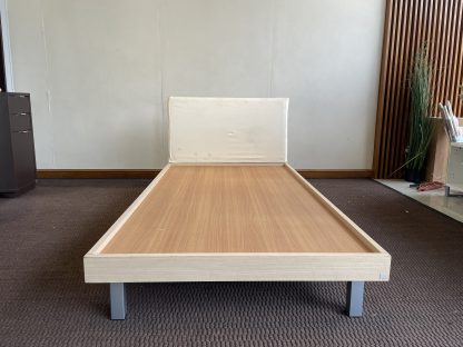 เตียง 3.5 ฟุต แบรนด์ SB โครงเตียงไม้ MDF สีบีชลายไม้