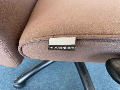 เก้าอี้สำนักงาน แบรนด์ Modernform