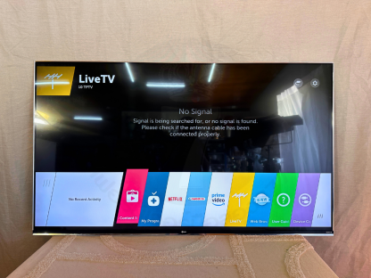 45 Tv LCD แบรนด์ LG รุ่น 65UF950T LED backlight 65 นิ้ว