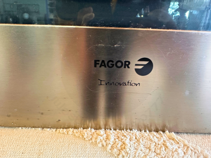 27 เตาอบไฟฟ้า แบบฝัง แบรนด์ FAGOR innovation บานเปิดกระจก 2 ชั้น