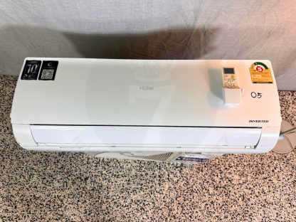 13 แอร์แขวนผนังขนาด 12,500 btu แบรนด์ HAIER INVERTER รุ่น HSU-13VFRA03TF 05