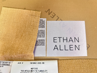 47 โซฟา 2 ที่นั่งเบาะผ้าสีครีม แขนม้วน ขาไม้ แบรนด์ ETHAN ALLEN