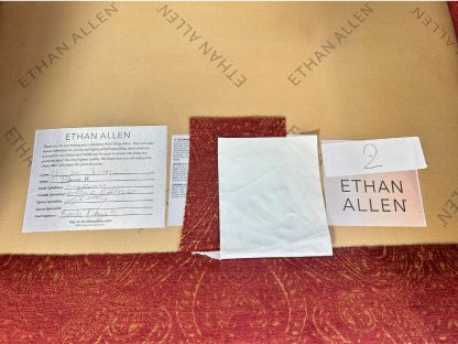 28 อาร์มแชร์แขนม้วนเบาะผ้ากำมะหยี่สีอิฐลายพาสลีย์ ขาไม้ แบรนด์ ETHAN ALLEN ตัวที่ 2