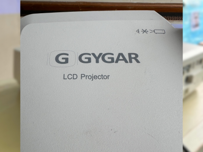 โปรเจคเตอร์ G GYGAR รุ่น CS45