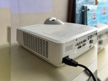โปรเจคเตอร์ G GYGAR รุ่น CS45