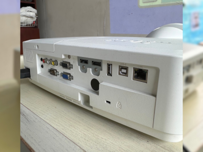 โปรเจคเตอร์ G GYGAR รุ่น CS45