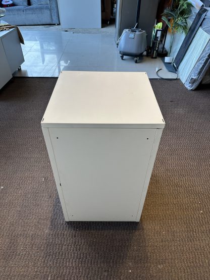 ตู้เก็บของ 1 บานเปิด แบรนด์ IKEA รุ่น HALLAN