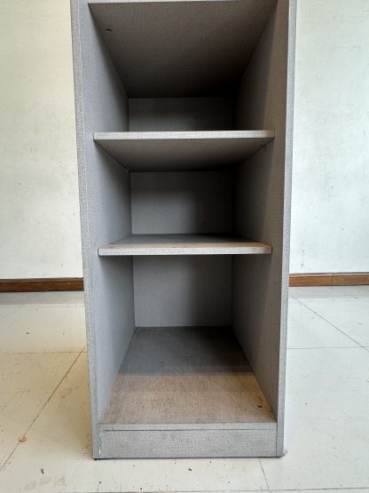 ตู้โชว์ทรงสูง 6 ชั้น แบรนด์ SB FURNITURE ชั้นปรับระดับได้ โครงไม้ MDF สีเทาอ่อน