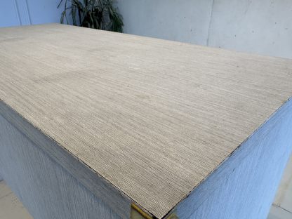 ตู้เก็บของ 2 บานเปิด โครงไม้ MDF สีเทาลายไม้ แผ่นหลังสีขาว