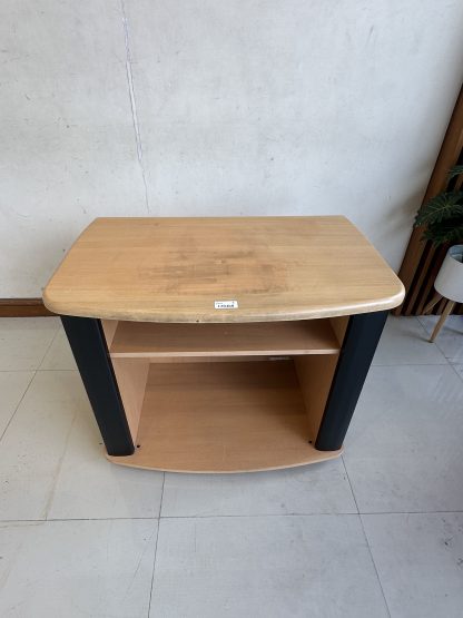 ตู้วางทีวี 2 ช่องวางของ โครงไม้ MDF สีบีชลายไม้ ล้อเลื่อน