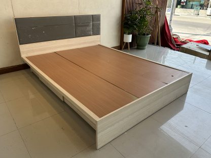 เตียง ขนาด 5 ฟุต แบรนด์ SB FURNITURE