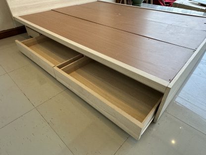 เตียง ขนาด 5 ฟุต แบรนด์ SB FURNITURE