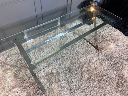 13 โต๊ะทำงาน ท็อปกระจกTenperedGlass ใส โครงขาสแตนเลสสีเงิน
