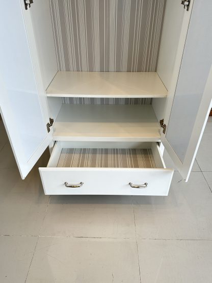 ตู้เสื้อผ้า 2 บานเปิดกระจกเงา 1 ลิ้นชัก แบรนด์ IKEA รุ่น TYSSEDAL