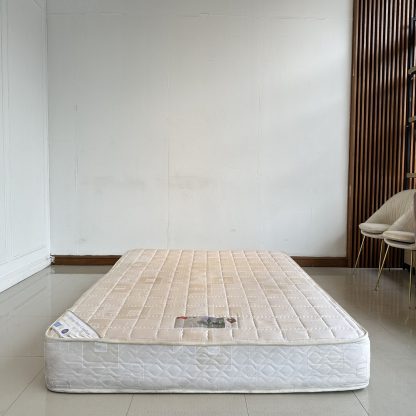 ที่นอนสปริง ขนาด 6 ฟุต แบรนด์ SLUMBERLAND