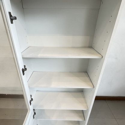 ตู้โชว์ 1 บานเปิดกระจก 1 บานเปิดทึบ แบรนด์ KONCEPT