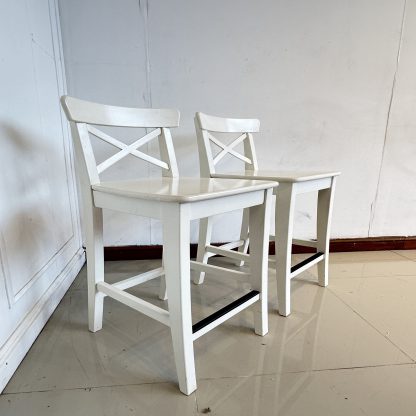 เก้าอี้บาร์ แบรนด์ IKEA รุ่น INGOLF โครงขาไม้ยางสีขาว