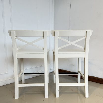เก้าอี้บาร์ แบรนด์ IKEA รุ่น INGOLF โครงขาไม้ยางสีขาว