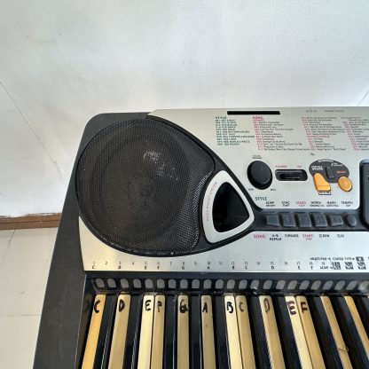 คีย์บอร์ดไฟฟ้า พร้อมขาตั้ง แบรนด์ Yamaha รุ่น EZ-20