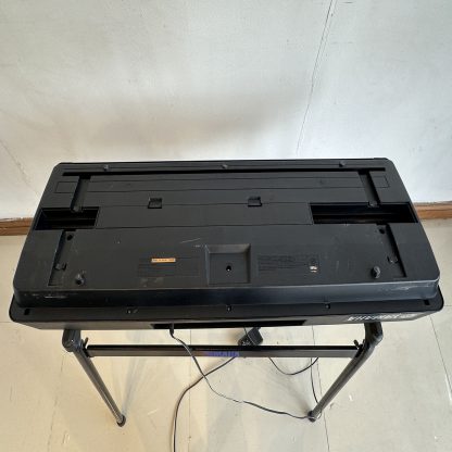 คีย์บอร์ดไฟฟ้า พร้อมขาตั้ง แบรนด์ Yamaha รุ่น EZ-20