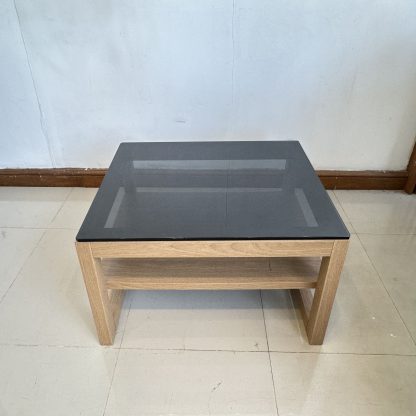 โต๊ะกลาง ท็อปกระจก โครงไม้ MDF สีน้ำตาลลายไม้