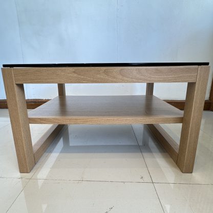 โต๊ะกลาง ท็อปกระจก โครงไม้ MDF สีน้ำตาลลายไม้