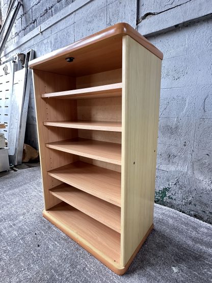 ตู้โชว์ 6 ชั้นวาง โครง MDF สีบีชลายไม้