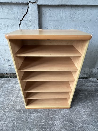 ตู้โชว์ 6 ชั้นวาง โครง MDF สีบีชลายไม้