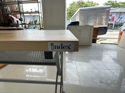 โต๊ะทำงาน แบรนด์ INDEX ท็อปไม้ MDF สีน้ำตาล