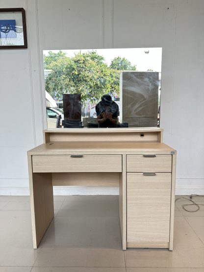 โต๊ะเครื่องแป้ง แบรนด์ SB FURNITURE